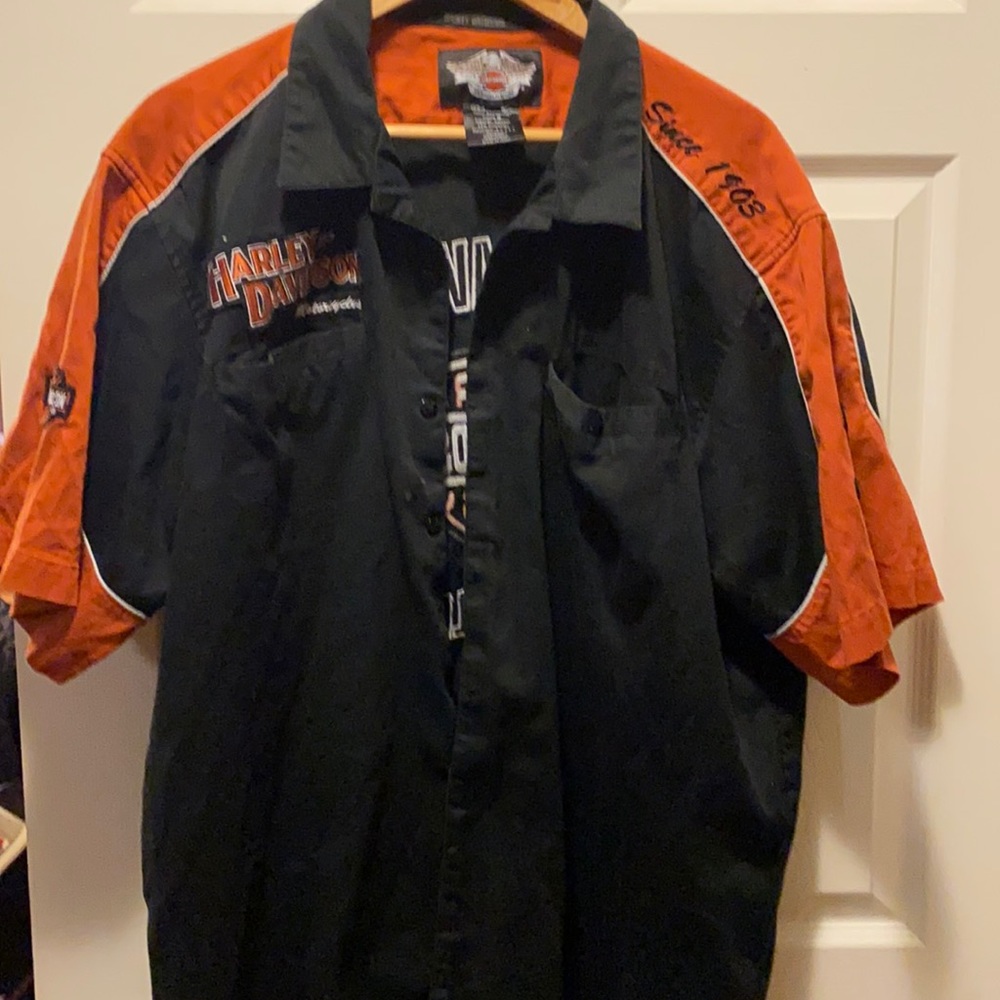 Harley Davidson 2XL garage shirt